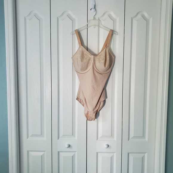 Wacoal 801210 Visual Effects Body Briefer with Minimizer Bra 40DDD Sand Lingerie - Picture 2 of 16